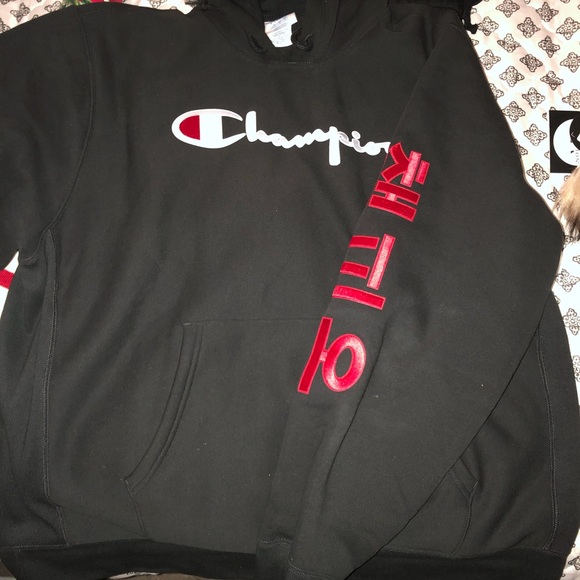 Pick a part the champion outfit - Picture 8 of 8